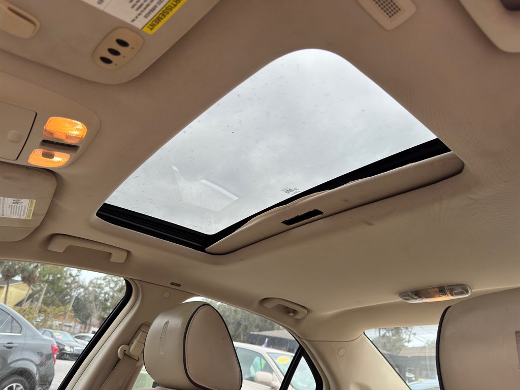 2011 Lincoln MKZ Base - Photo 8