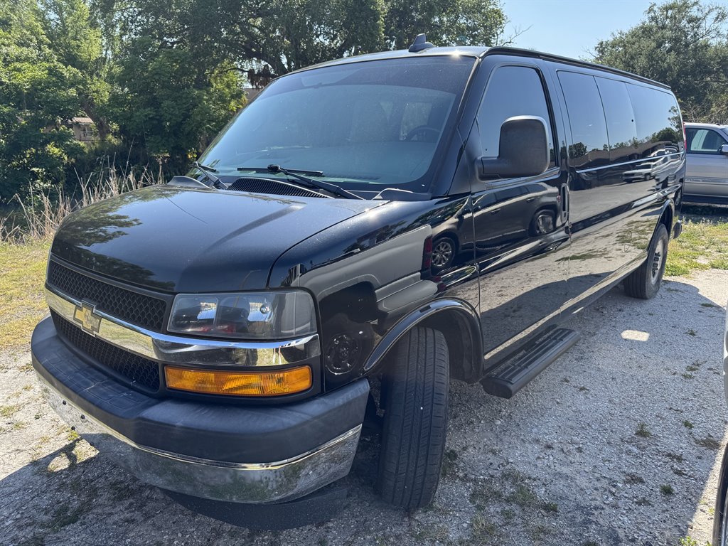 2018 Chevrolet Express 3500 LT Extended's photo
