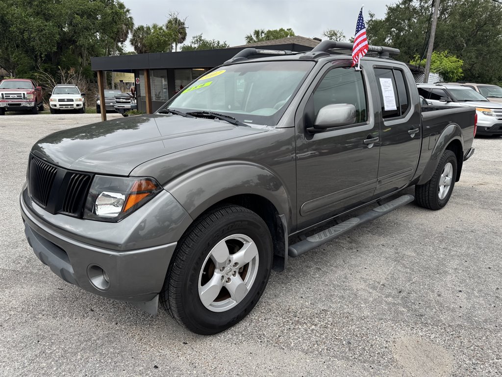 2007 Nissan Frontier LE Crew Cab 4X4 AT LWB's photo