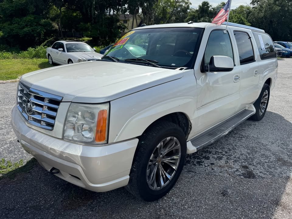 2005 Cadillac Escalade ESV Platinum Edition